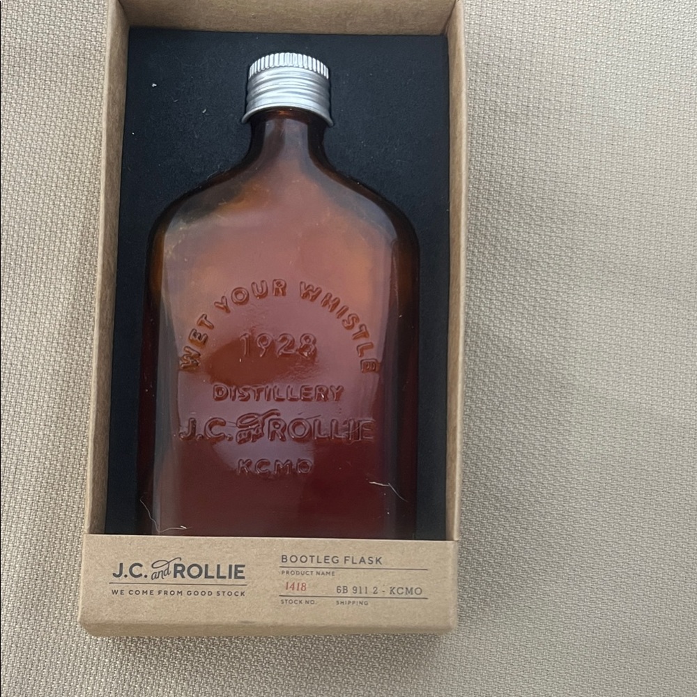 Amber Wet Your Whistle Bootleg Flask- NIB
